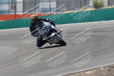 media/Apr-20-2025-AHRMA (Sun) [[393a79c373]]/Race/Group 8/Turn 4b/